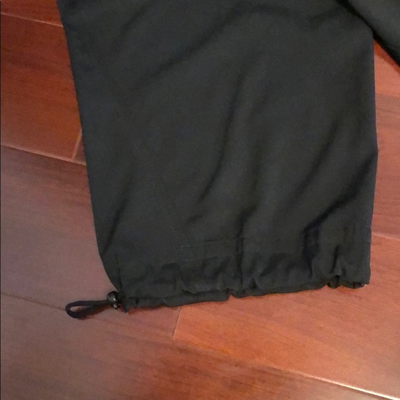 TAIL tech golf capri pants - Picture 5 of 5